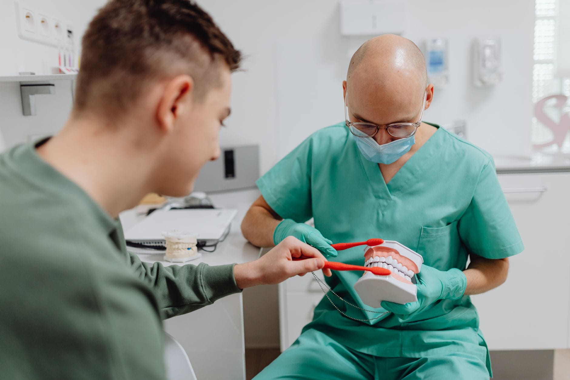 A family dentist Uxbridge making dental care easier